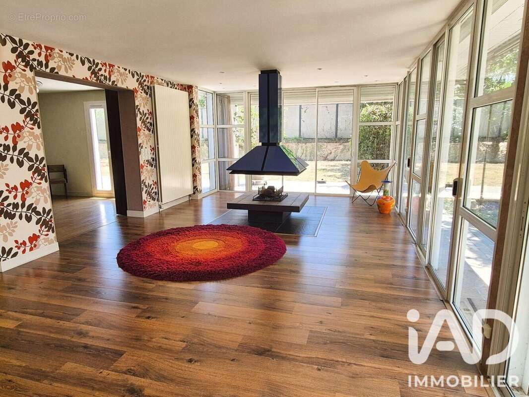 Maison 213 m² à Mazamet  - photo 3