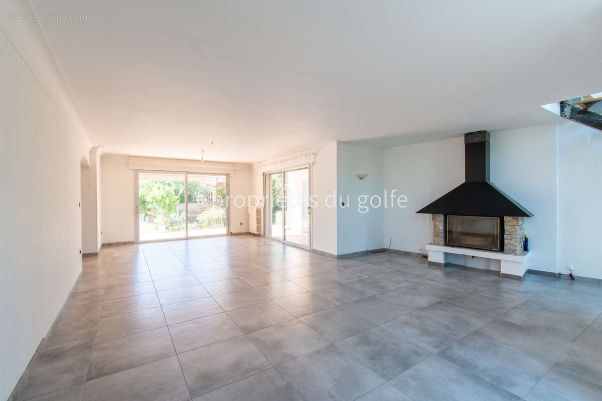 Maison à BALARUC-LE-VIEUX