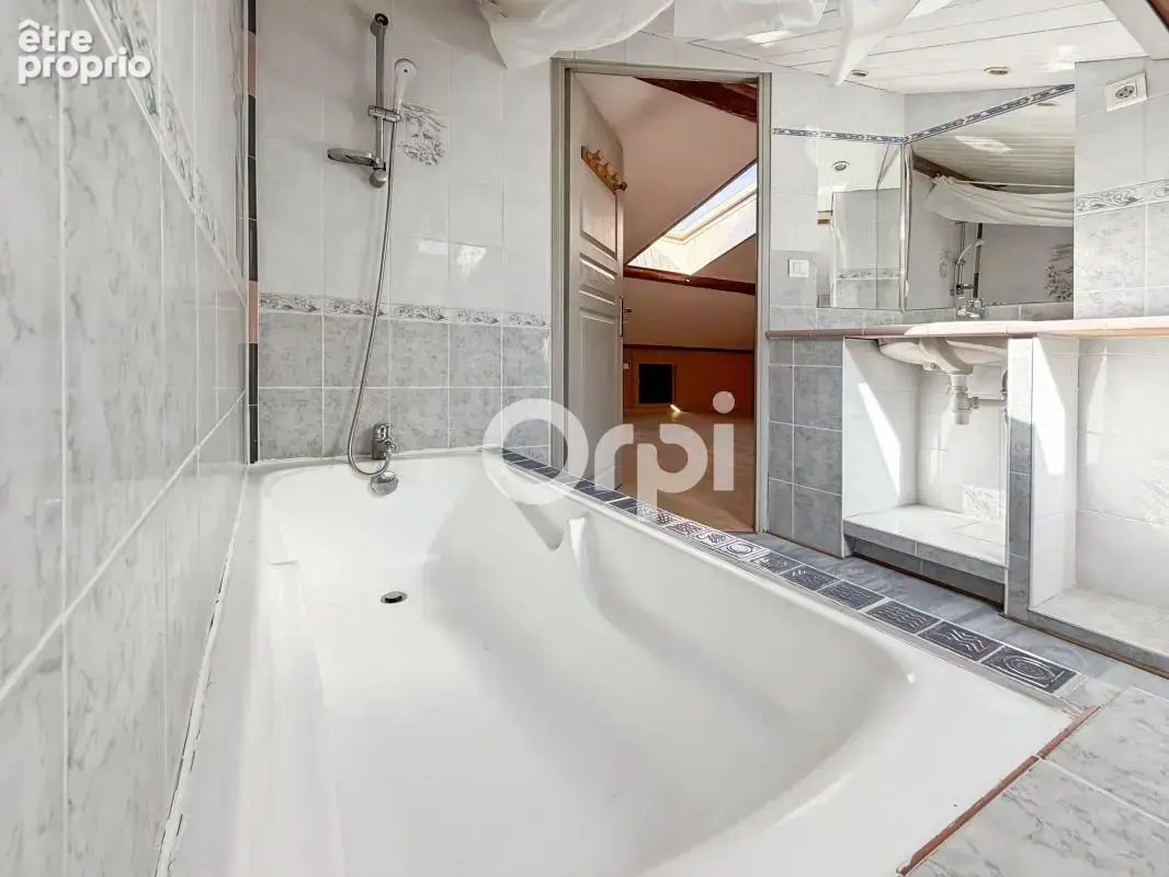 Appartement  1er &tage À Vendre - photo 14
