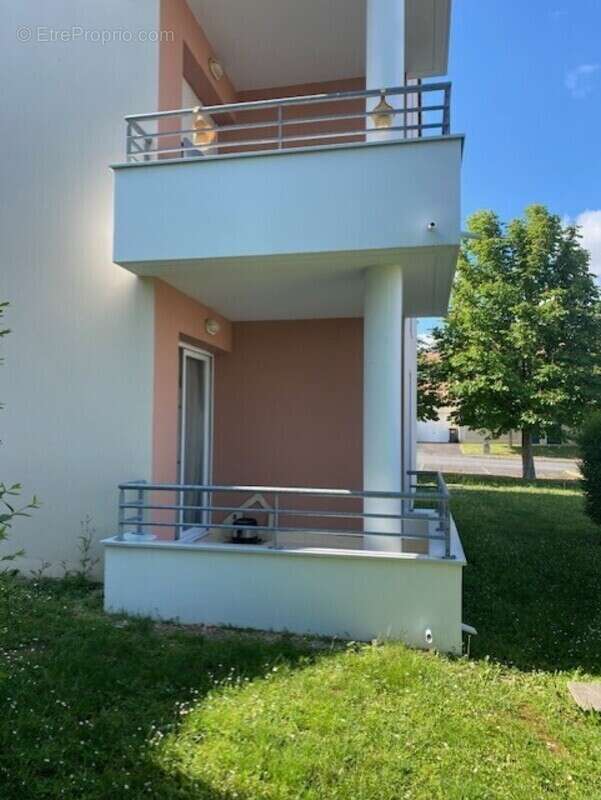 Appartement à GOND-PONTOUVRE