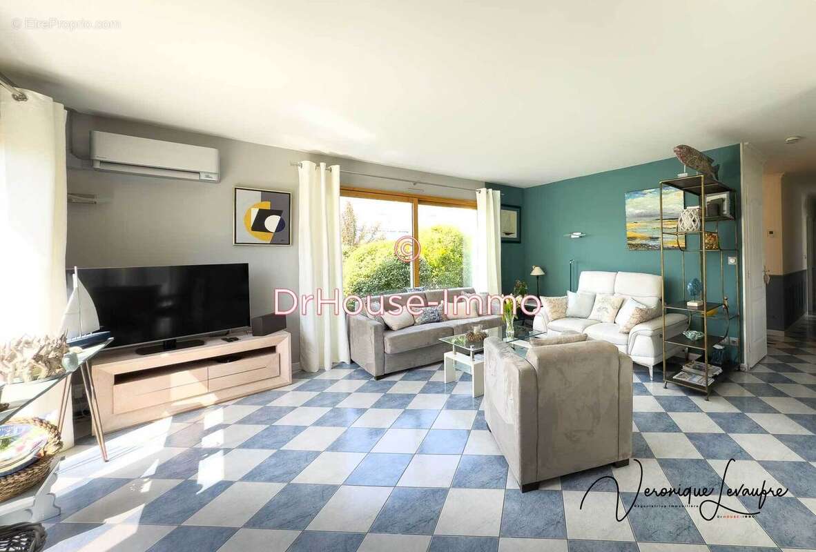 Maison à AGON-COUTAINVILLE