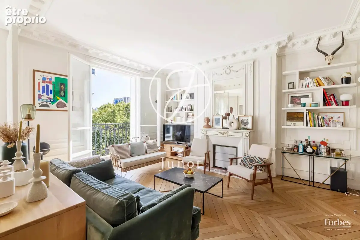 Paris 18e - AVENUE RACHEL - Appartement - 100,46m² Carrez - 2 chambres - Haussmannien - photo 8