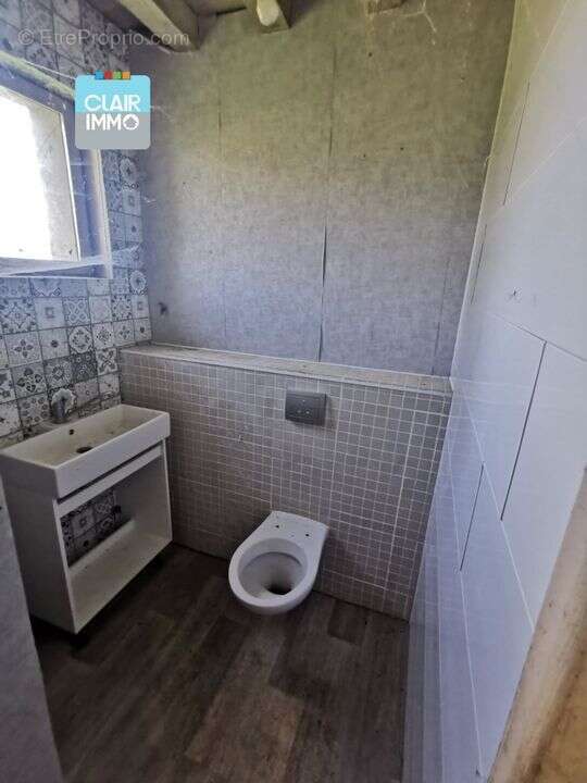 Maison de 123 m² à rénover à SORNAY  - Maison à SORNAY