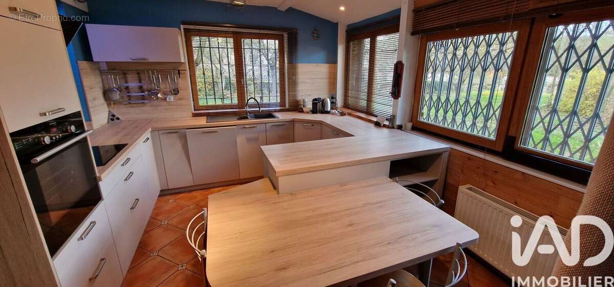 Maison 241 m² à Bouxurulles  - photo 4