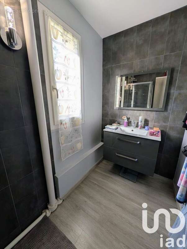 Photo 9 - Appartement à EZANVILLE