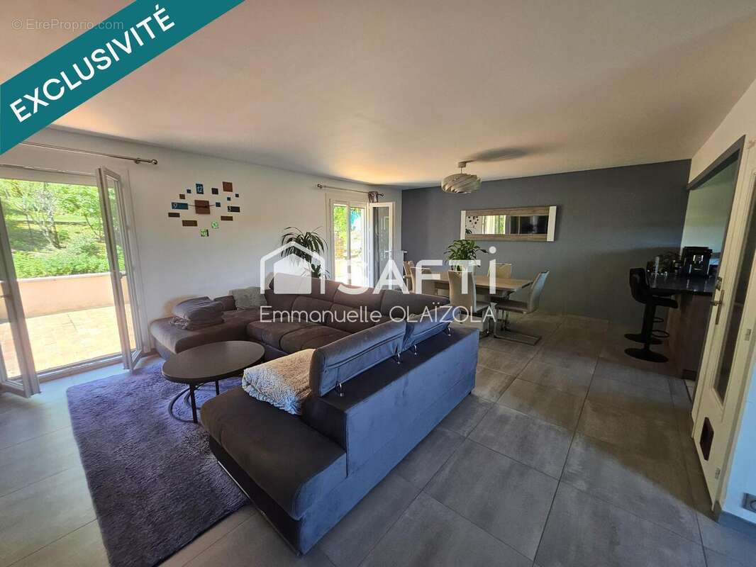 Photo 2 - Maison à SAINT-ARNOULT-EN-YVELINES