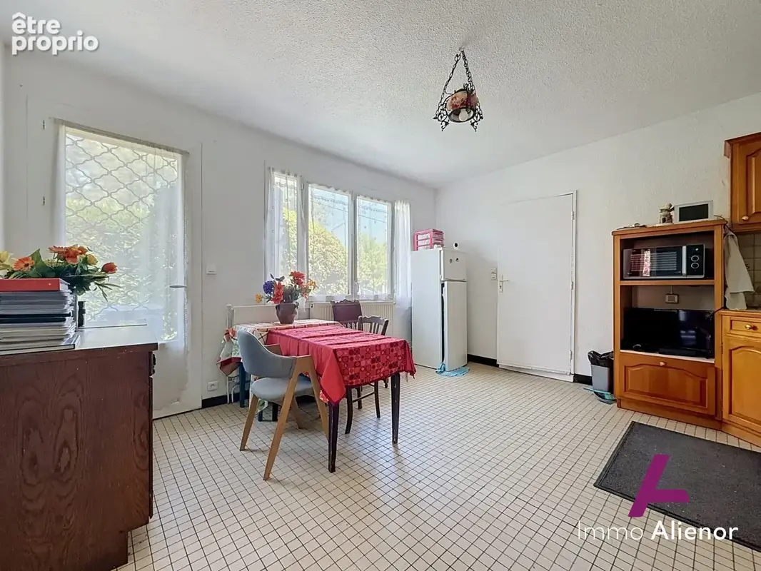 Maison 144 m² à Villenave-D'ornon  - photo 2