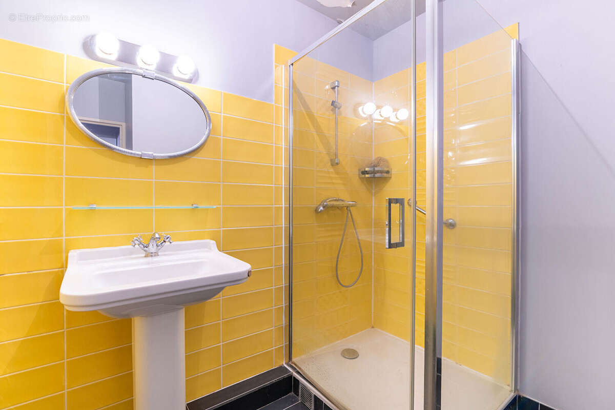 Appartement à PARIS-12E