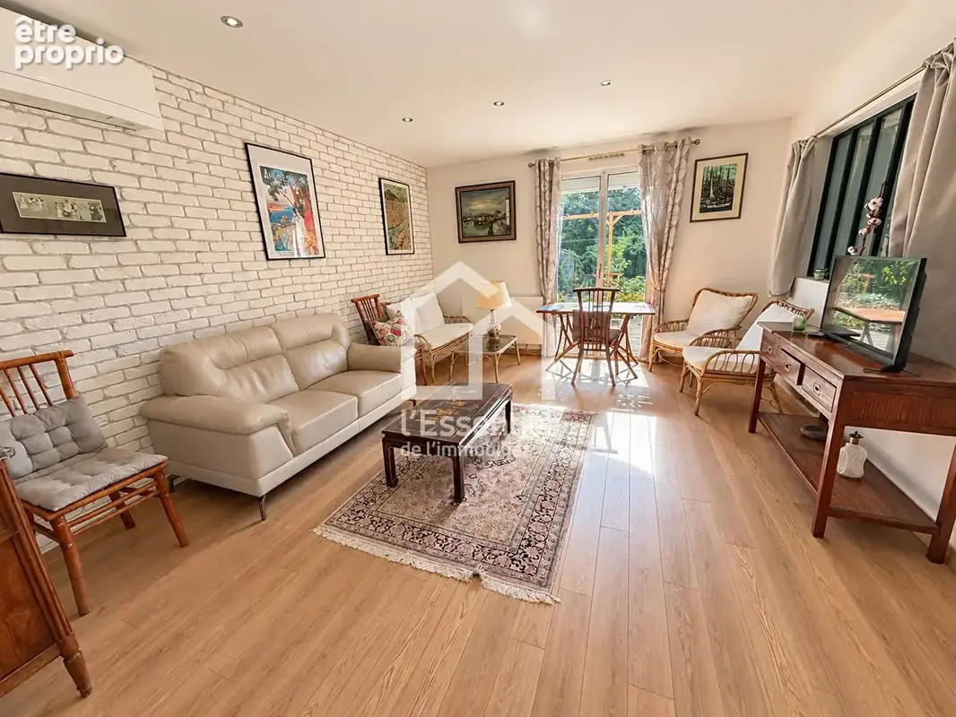 Maison -île Vaux sur Seine - 124 m² au sol - 4 chambres - 612 m² terrain - ponton privatif - photo 4