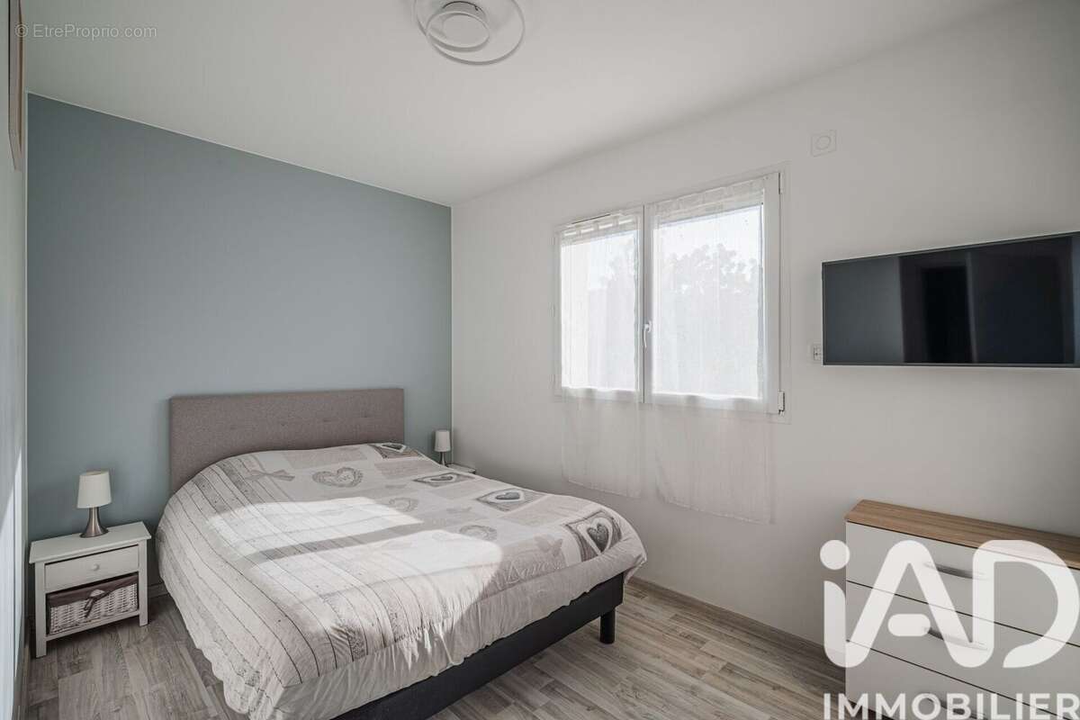 Maison 105 m² à Saint-Cassien  - photo 4