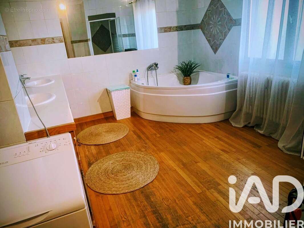 Photo 5 - Maison à LA MURE