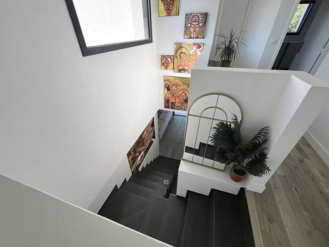 Contemporaine de 2019 sur terrain 627m2 - photo 16