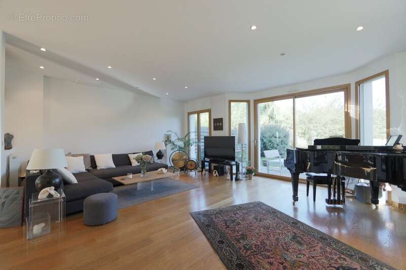 Maison à RUEIL-MALMAISON