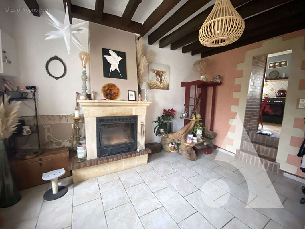 Maison à CREPY-EN-VALOIS