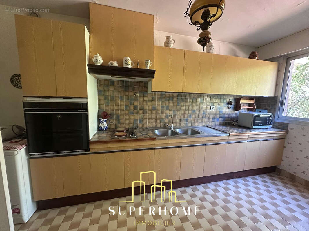 Appartement à MARSEILLE-12E