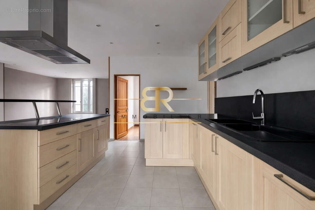 Maison à PONTAULT-COMBAULT