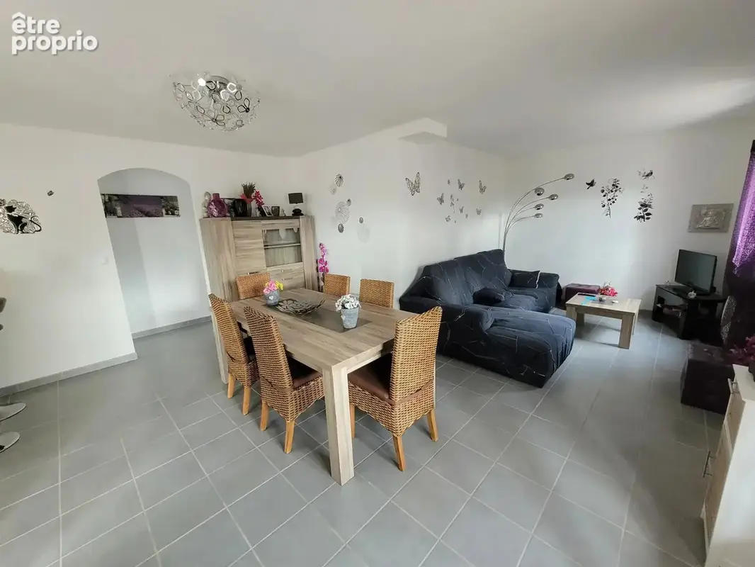 Maison de plain-pied avec piscine - 4 pièces - 82 m² - photo 5