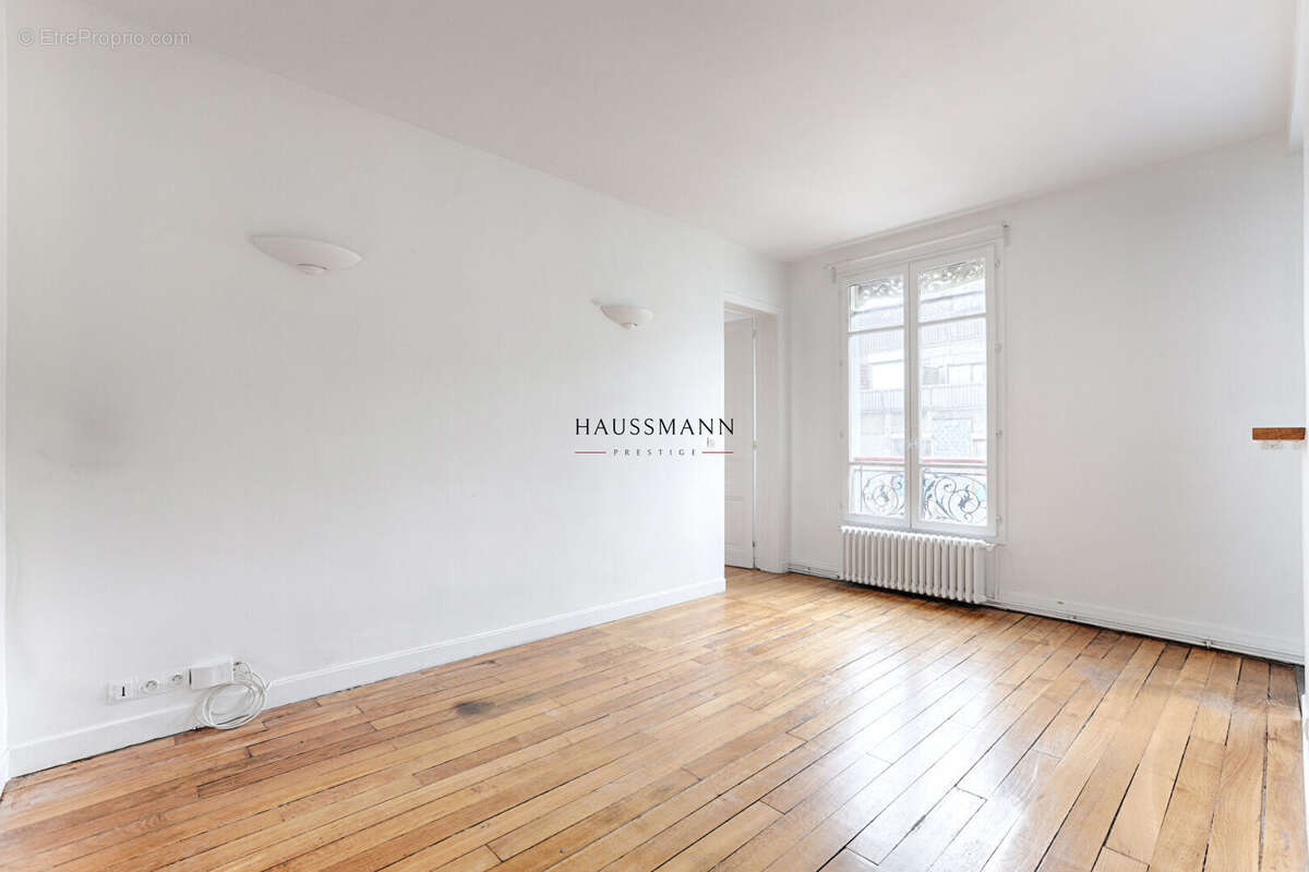 Appartement à LEVALLOIS-PERRET
