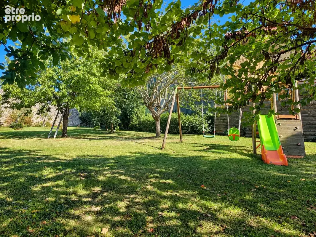 Propriete de caractere avec chambres d hotes et gite - photo 17