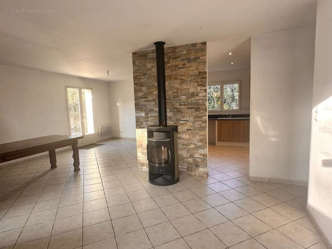 Maison à DAMPIERRE-ET-FLEE