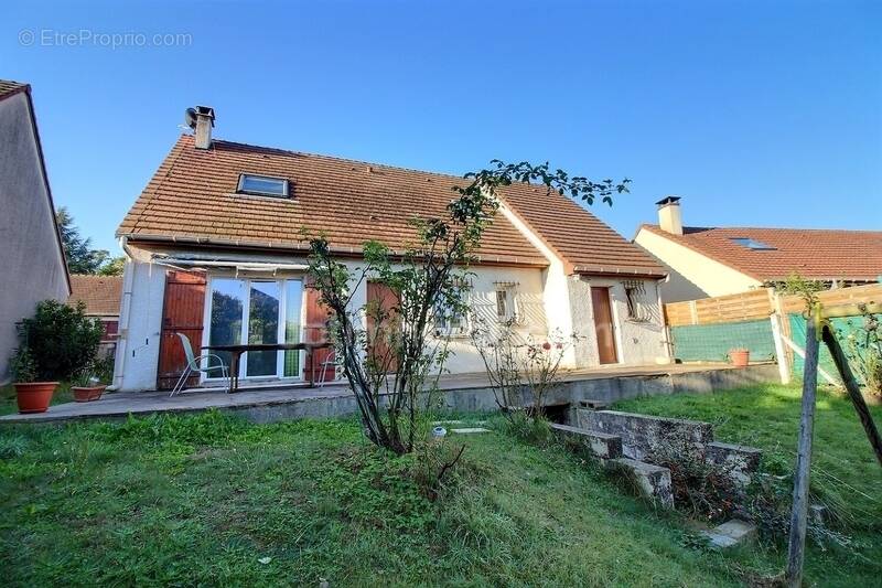 Maison à ECQUEVILLY