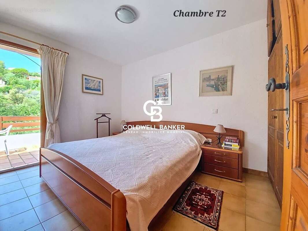 Maison à LES ISSAMBRES