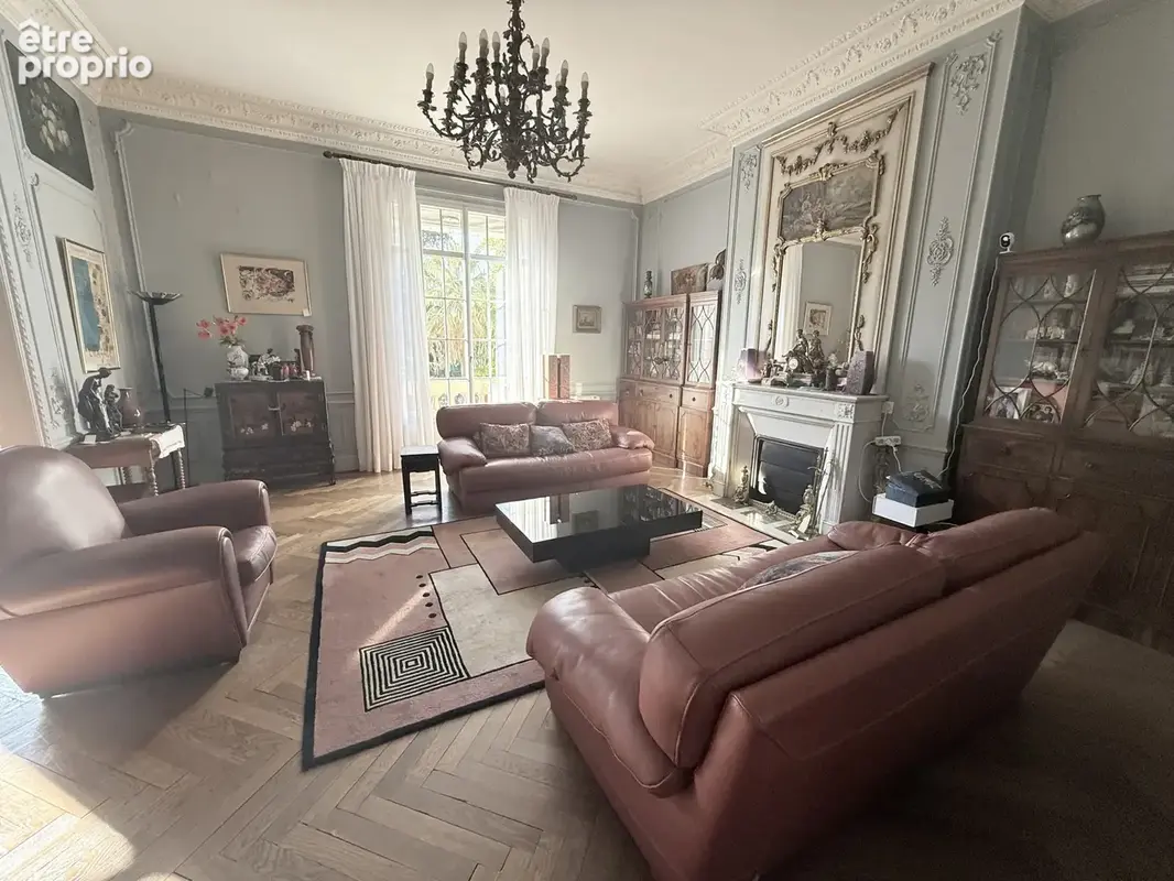 Nice    appartement bourgeois avec vue sur parc 224 m2   garage   calme -- bourgeaois - photo 10