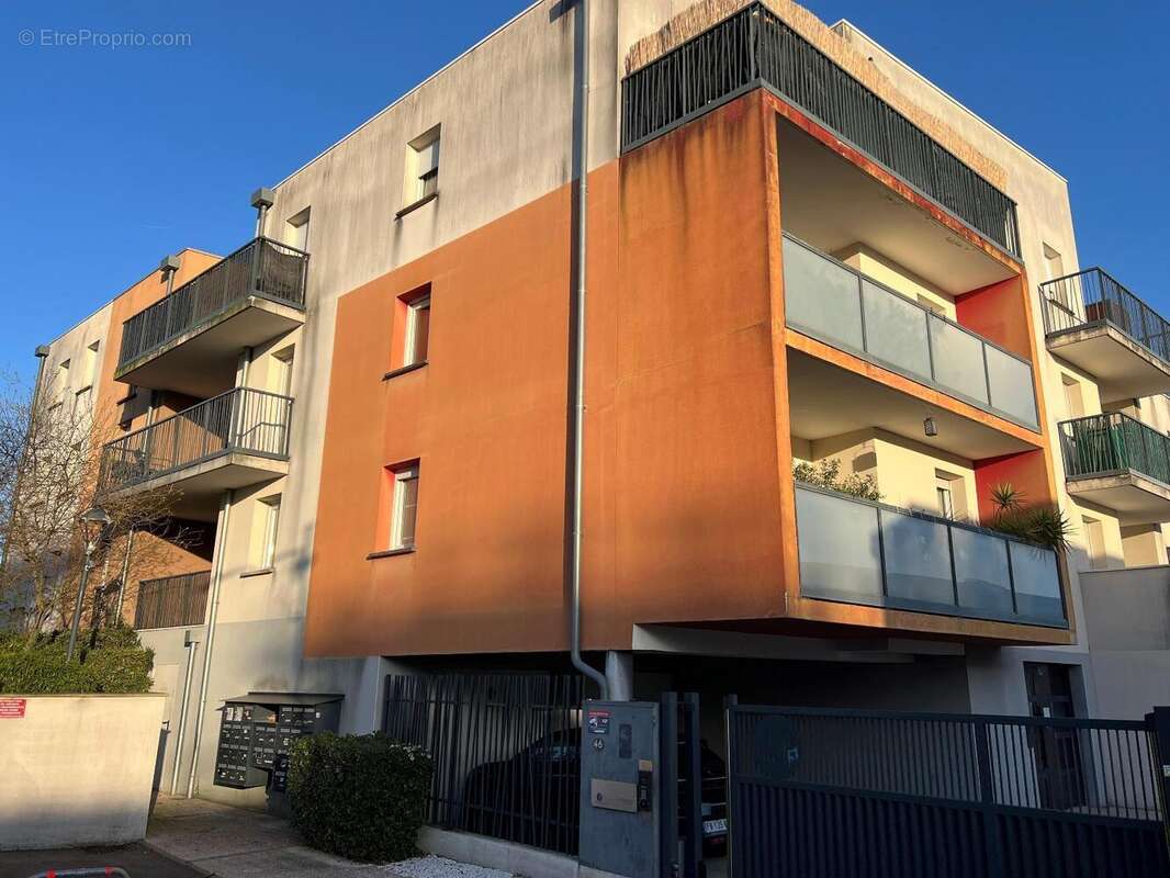   - Appartement à TOULOUSE