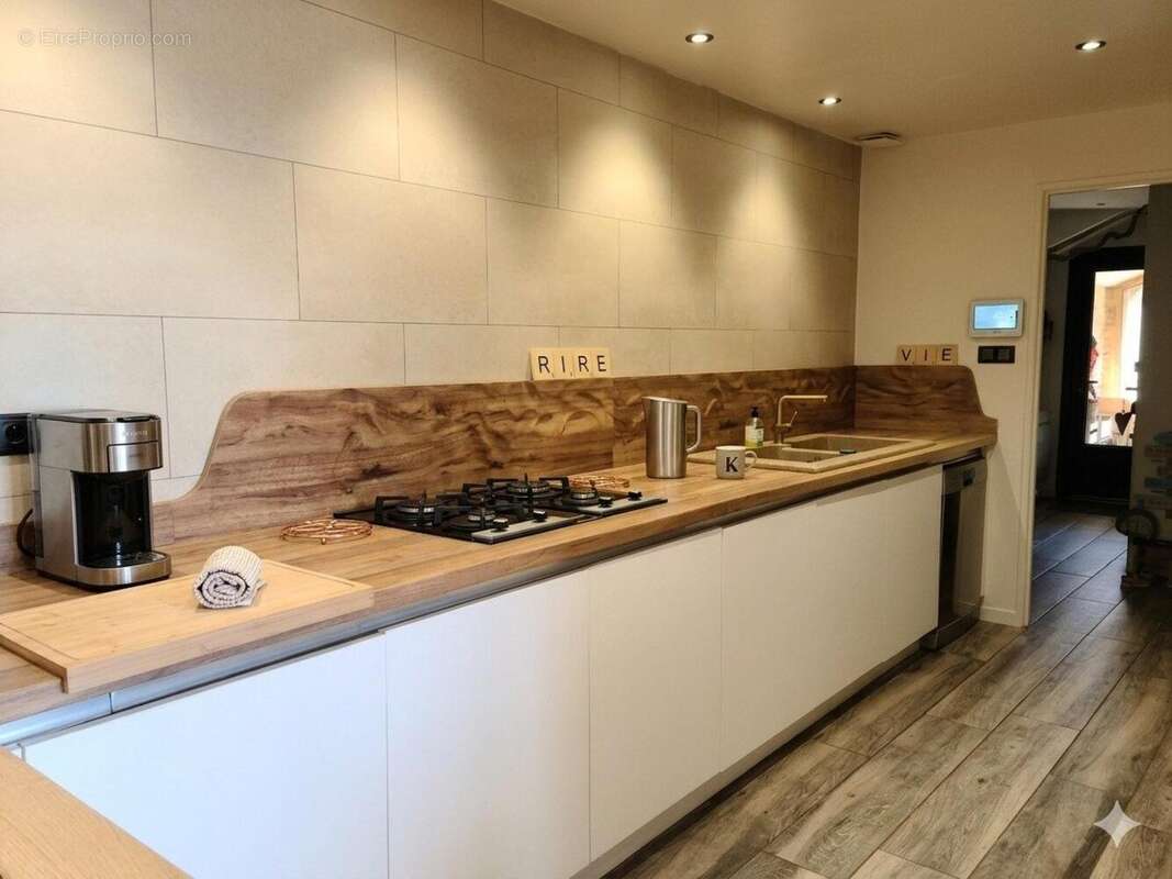 Maison 136 m² à Lauzes  - photo 8