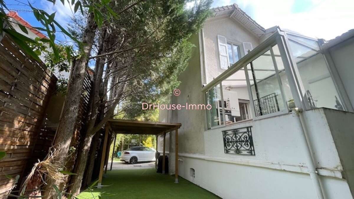 Maison à VILLEMOMBLE