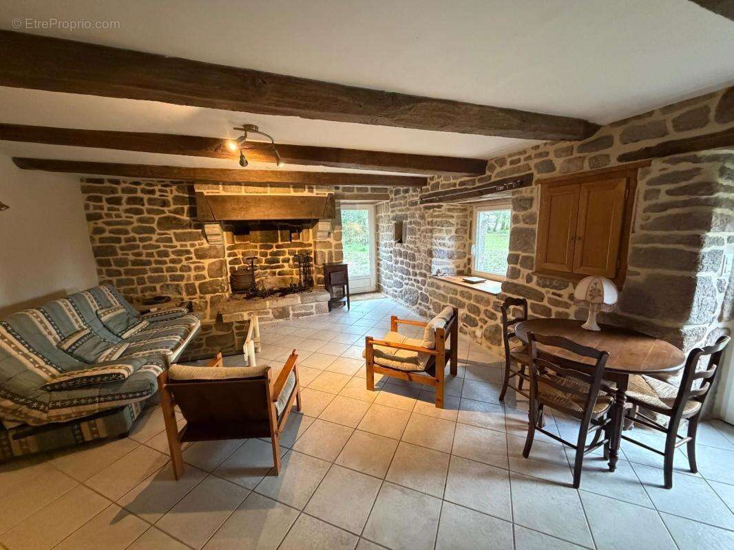 Maison à LOCMALO