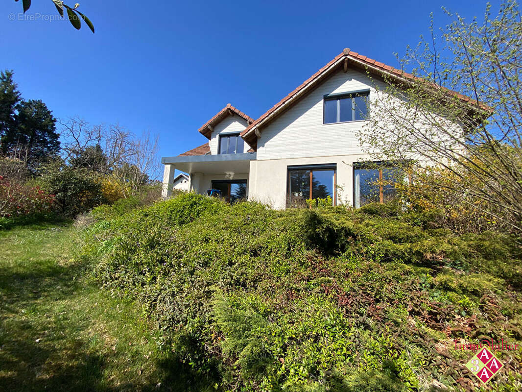 Maison à BERNIN