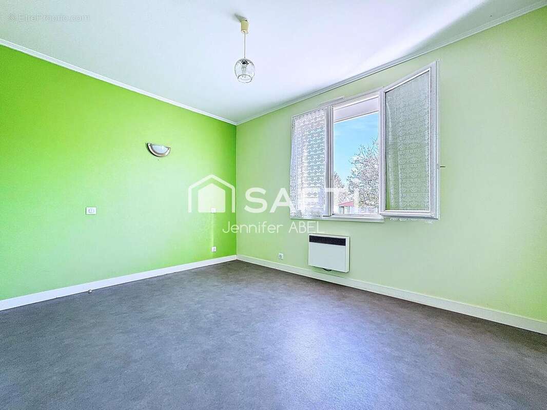 Photo 9 - Maison à LA CHAPELLE-SAINT-LAURENT