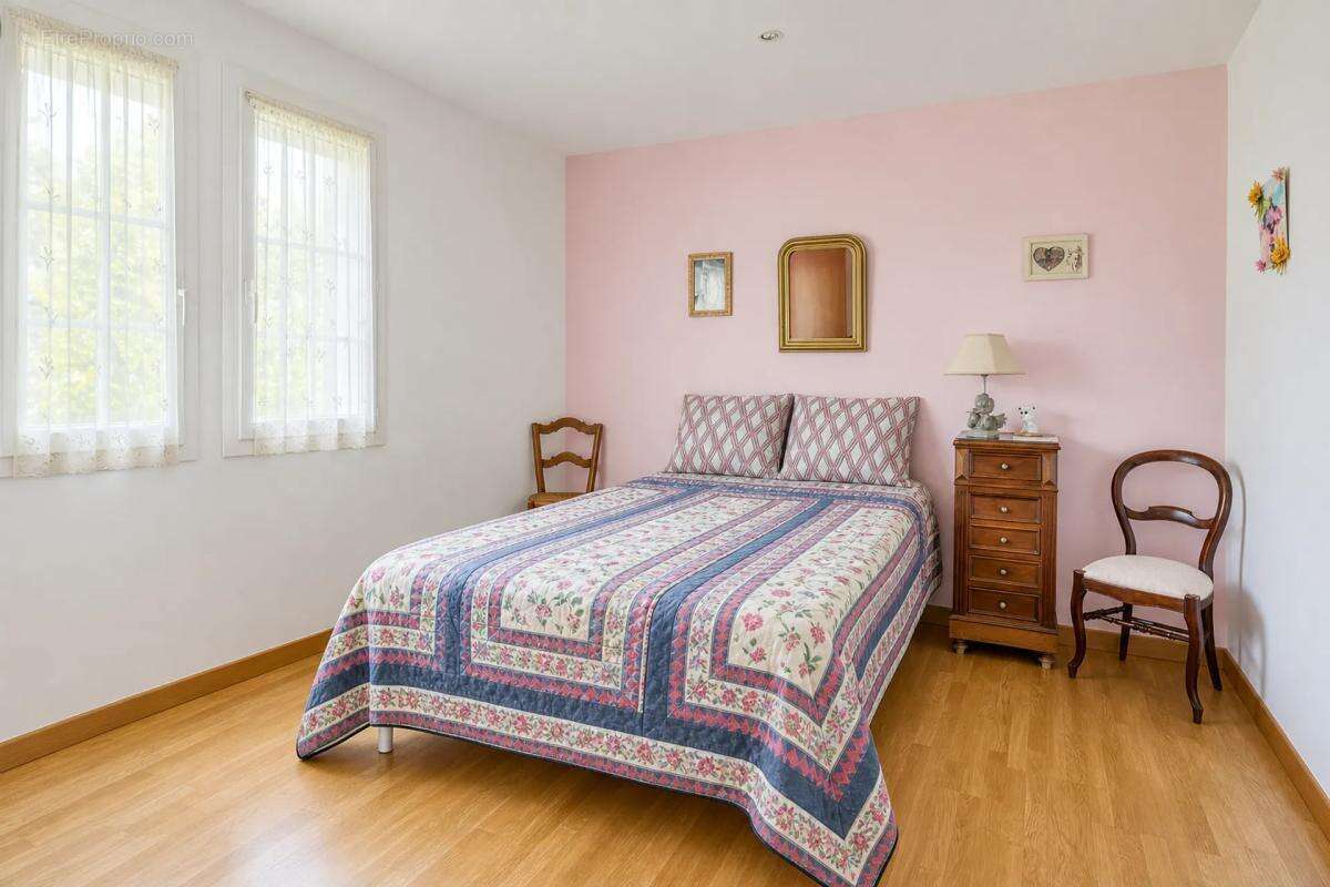 Maison de 5 pièces de 144 m² à Ségreville - photo 27