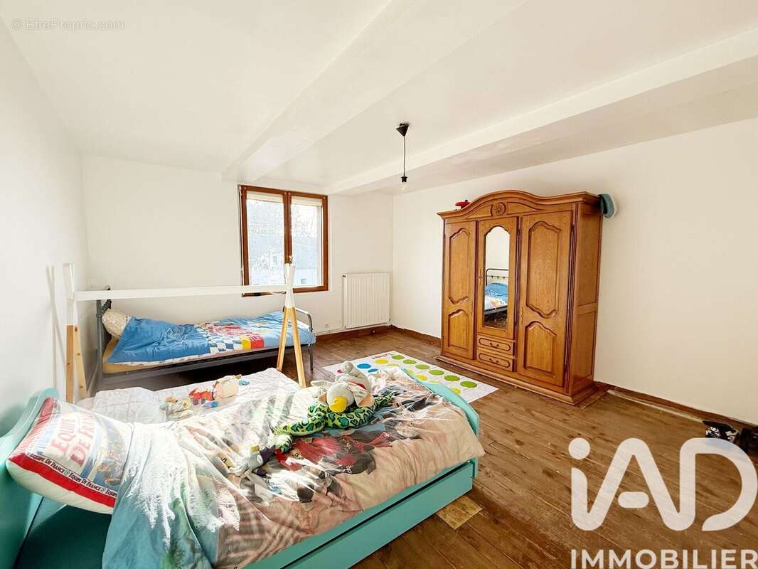 Maison 99 m² à Moliens  - photo 6