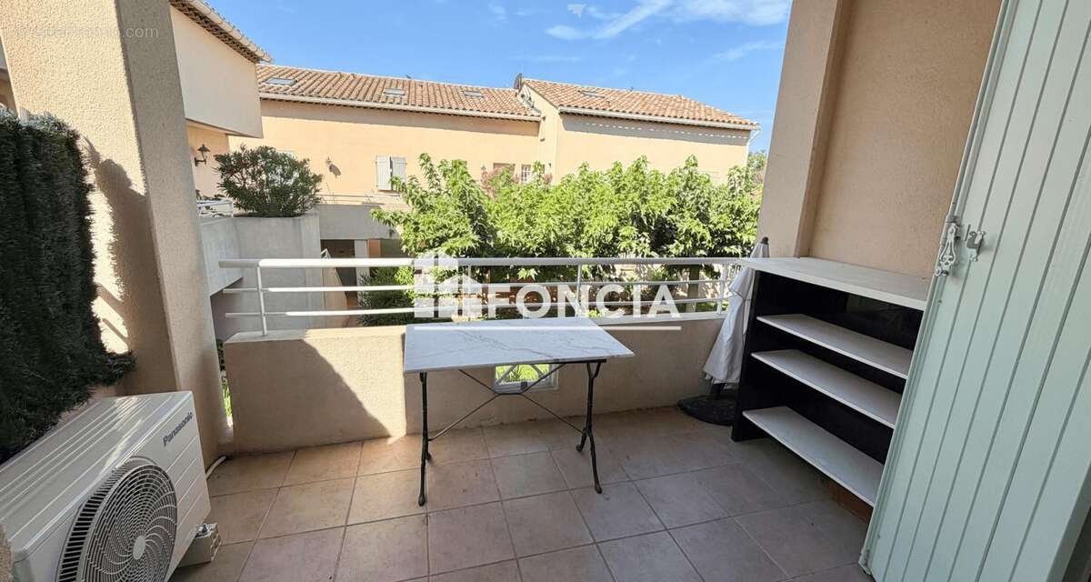 Appartement à SAINT-CYR-SUR-MER