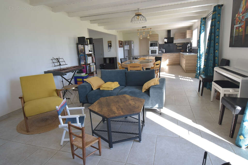 Maison Les Sables d'Olonne 5 pièces 129m2 + T2 45 m2 - photo 10