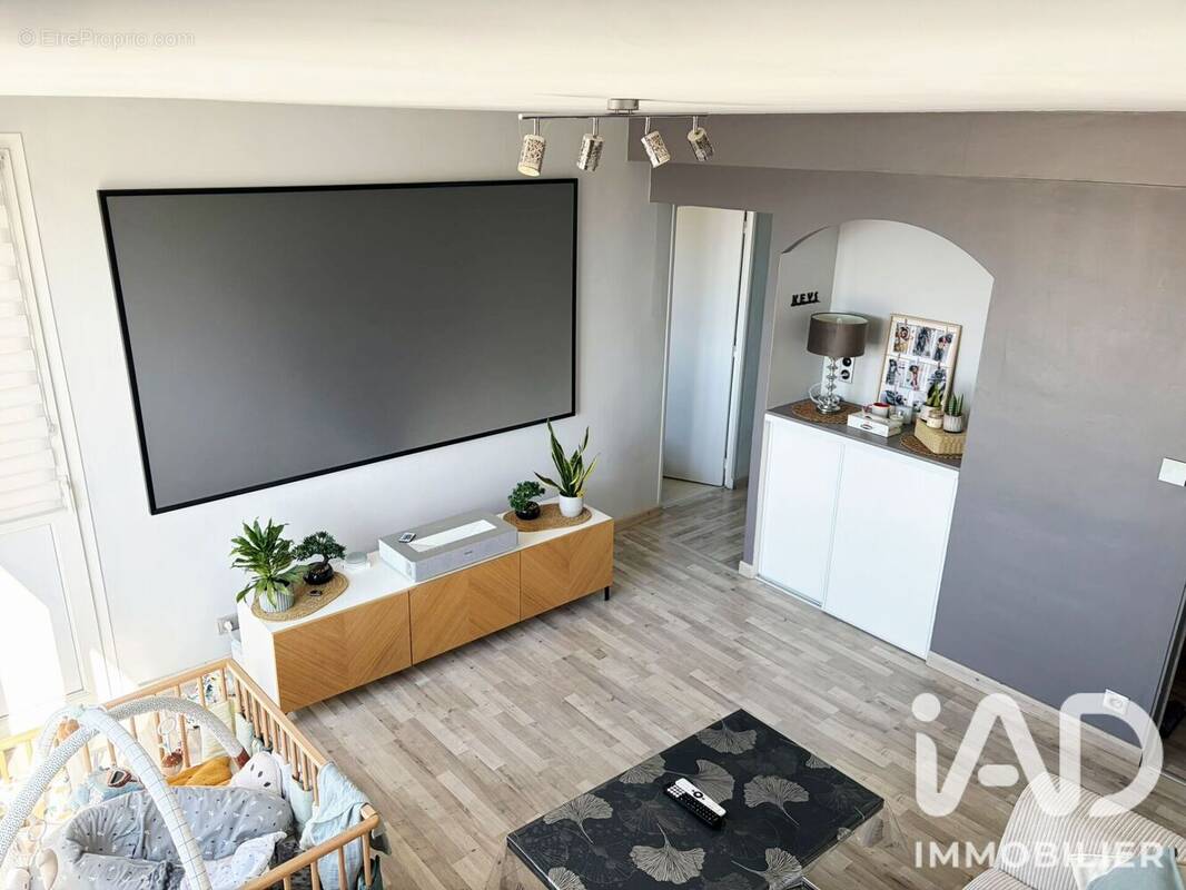 Photo 1 - Appartement à SAINTE-SAVINE