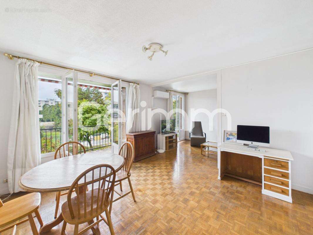 Appartement à MEYLAN