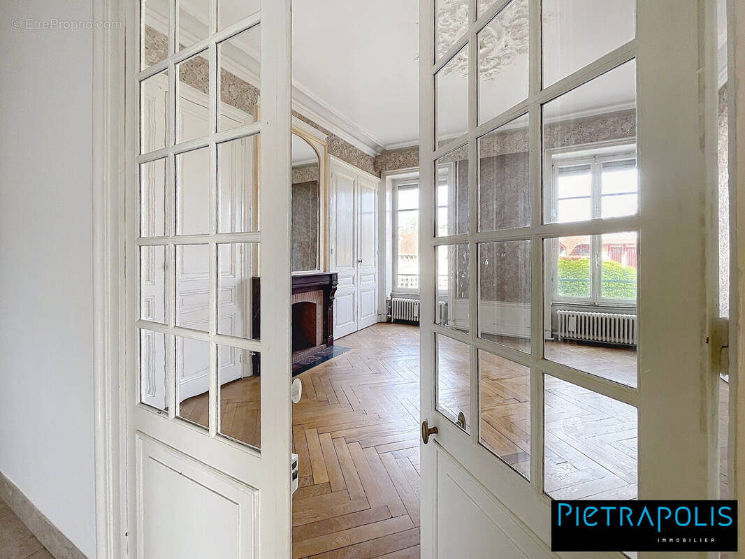 Appartement à VILLEFRANCHE-SUR-SAONE