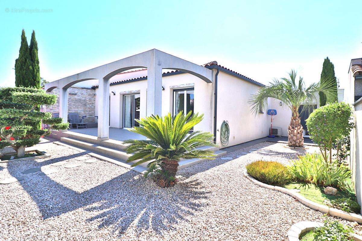 Villa Pia 4 pièce(s) 115 m2 sur un terrain de 363m² - photo 13