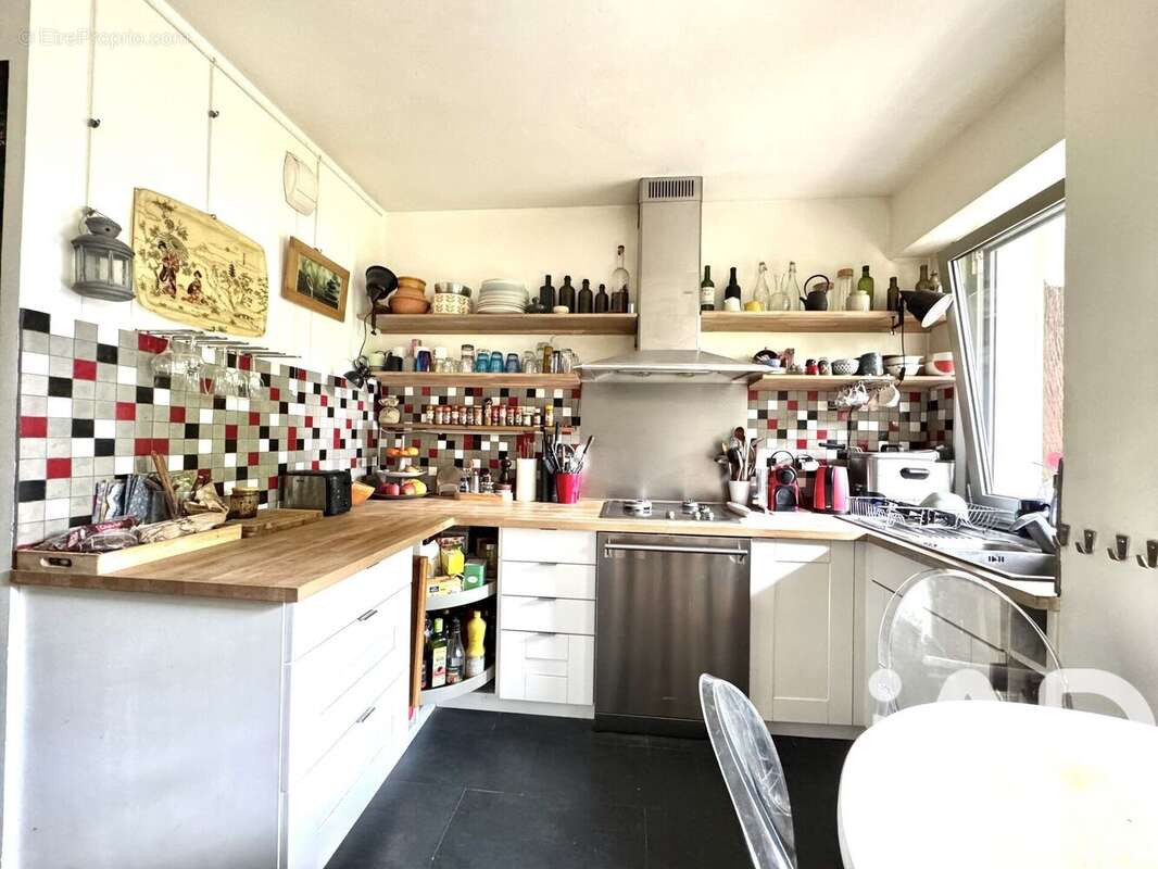 Photo 8 - Appartement à CLICHY