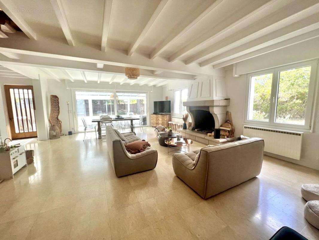 Maison 200 m² à La Turballe  - photo 8