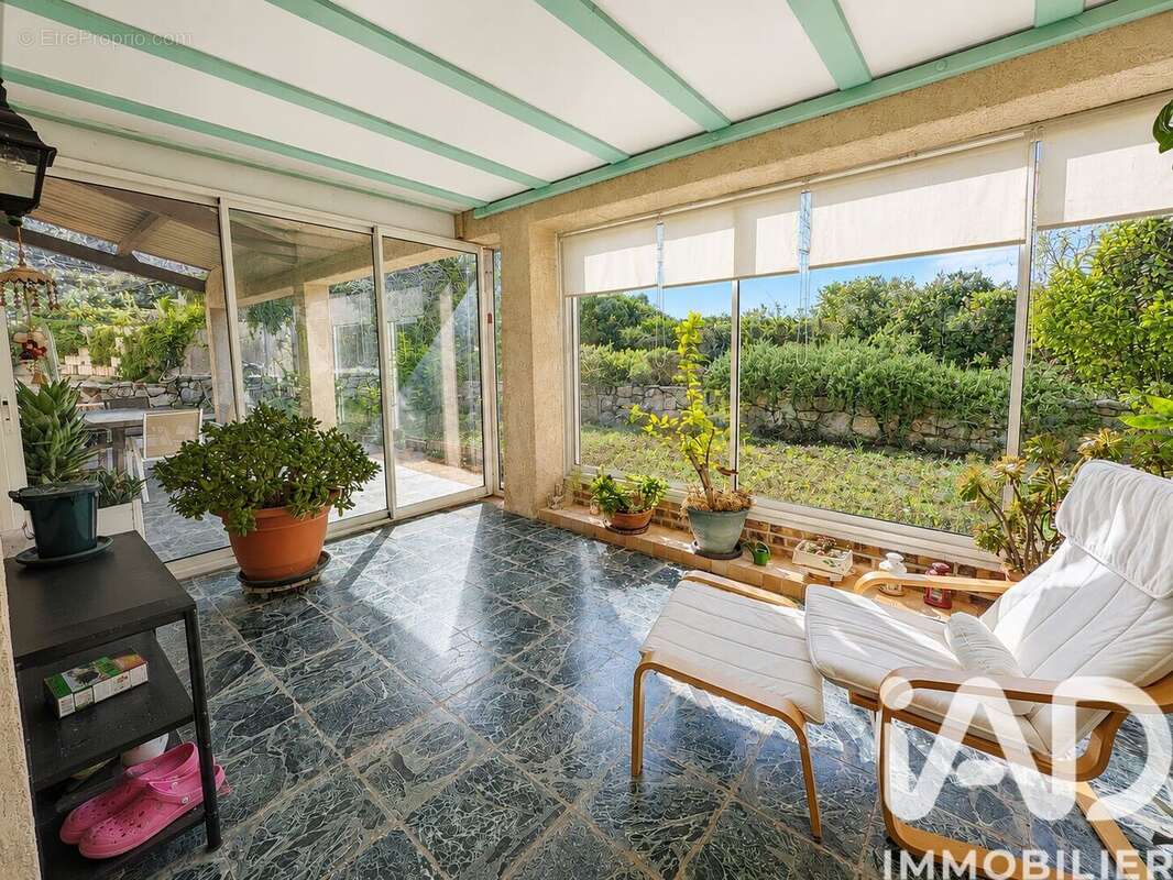 Maison 153 m² à Rians  - photo 7