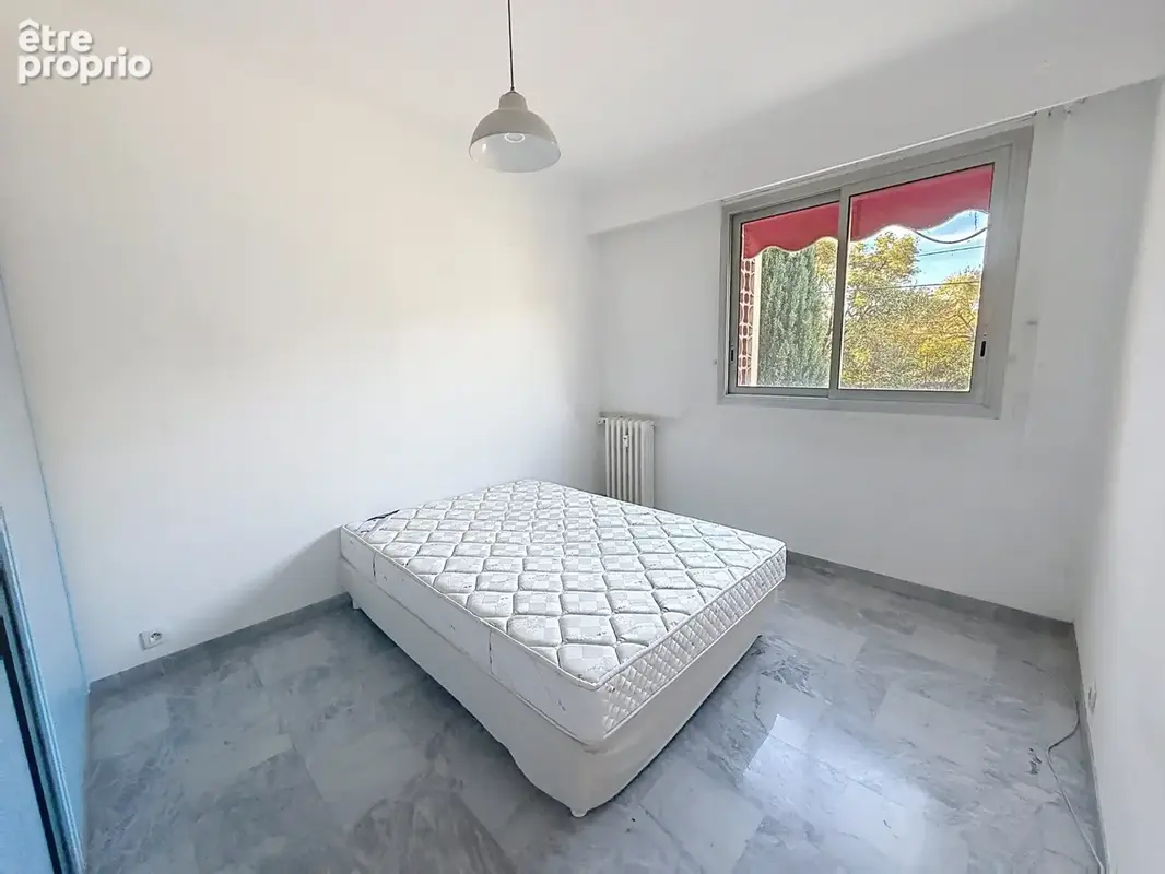 Antibes - Quartier du Puy - 4 Pièces 81m2 - vue mer - photo 7