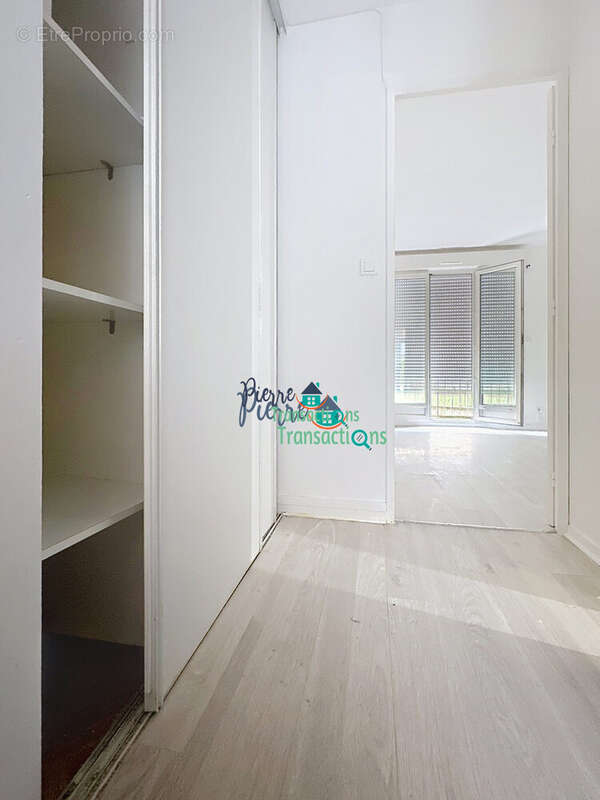 Appartement à LILLEBONNE