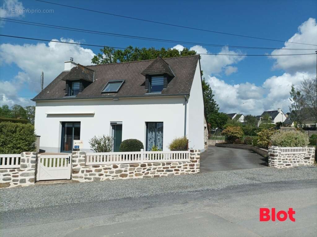 Maison à CHATEAUBOURG