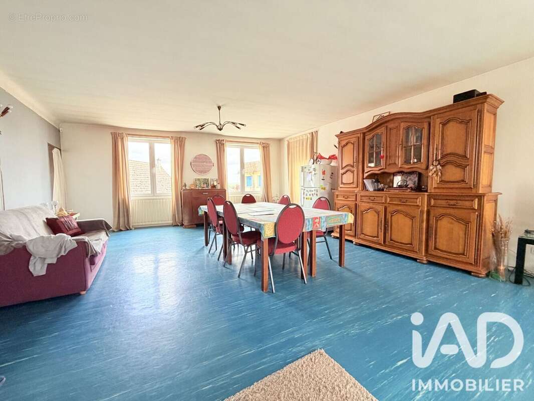 Maison 286 m² à Grury  - photo 3
