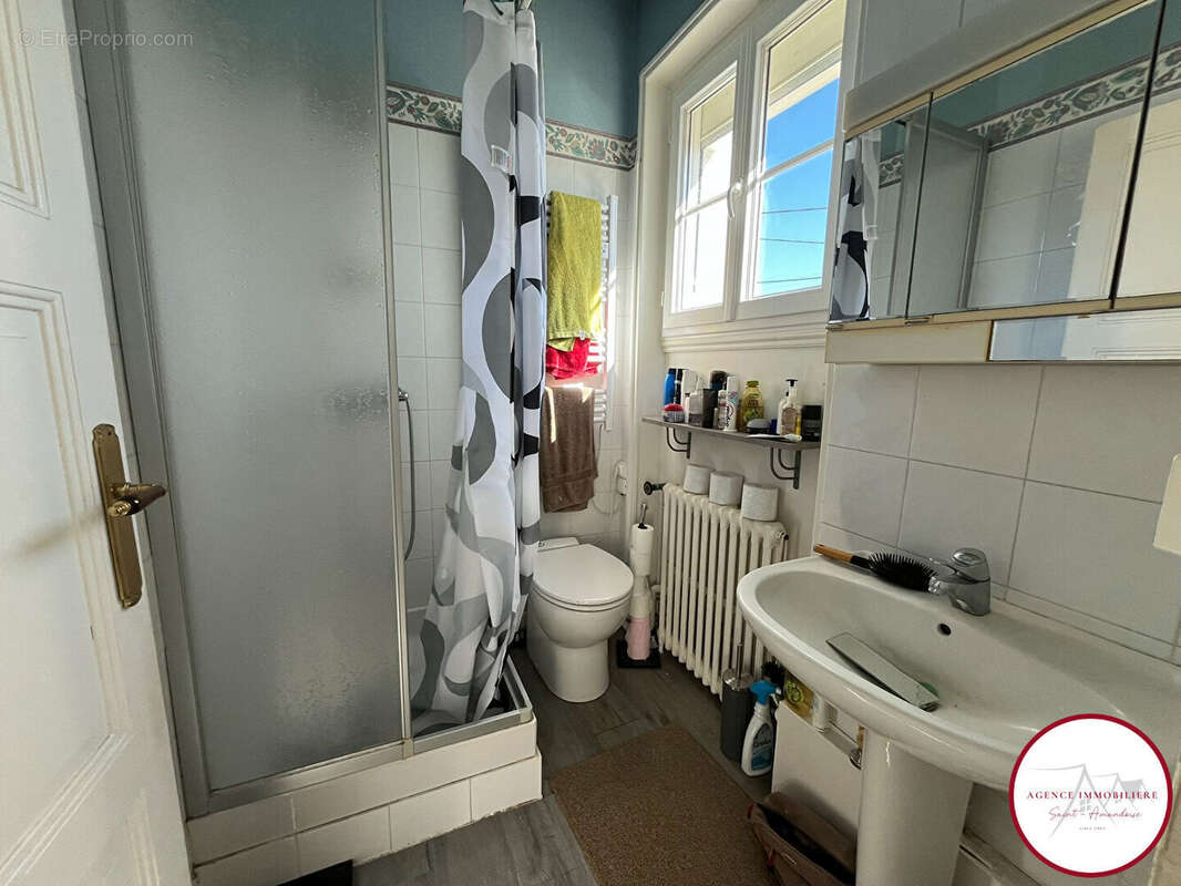 Maison à SAINT-AMAND-MONTROND