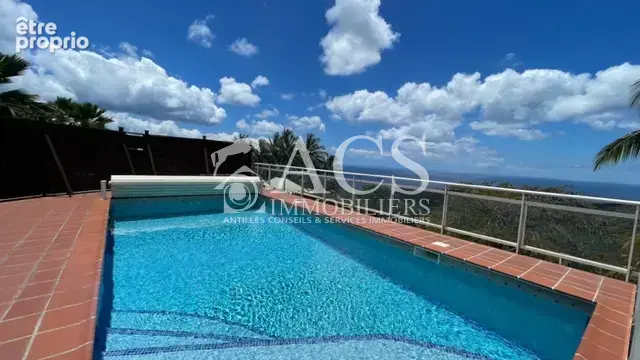 Villa de type F5 et pette dépendance avec vue mer sur les hauteurs de CASE-PILOTE - photo 10